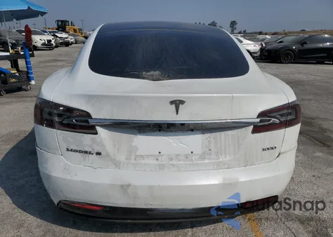 2015 Tesla Model S из США, поврежденный, VIN 5YJSA1E26JF273534